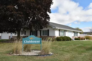 10376 W Whitnall Edge Ct, Franklin, WI 53132 - Photo 23