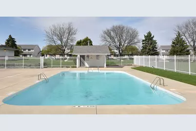 10376 W Whitnall Edge Ct #204, Franklin, WI 53132 - Photo 23