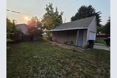 1312 S 18th St, Manitowoc, WI 54220 - Photo 27