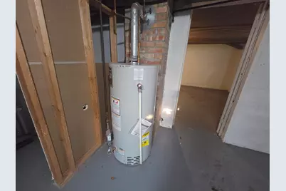 1312 S 18th St, Manitowoc, WI 54220 - Photo 21