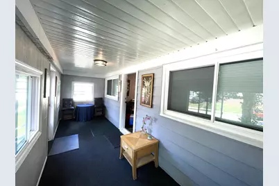 1301 E Seeley St, Milwaukee, WI 53207 - Photo 13