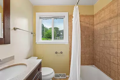 1633  Aldoro Dr, Waukesha, WI 53188 - Photo 25