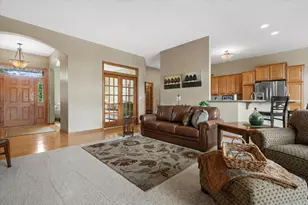 115 Howell Ave, Waukesha, WI 53188 - Photo 7