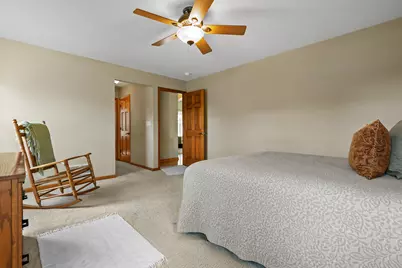 115  Howell Ave, Waukesha, WI 53188 - Photo 17