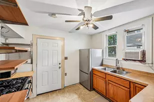 2542 N 53rd St, Milwaukee, WI 53210 - Photo 9
