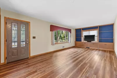 4107  Graceland Blvd, Racine, WI 53405 - Photo 9