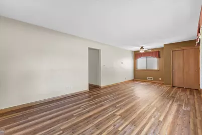 4107  Graceland Blvd, Racine, WI 53405 - Photo 11