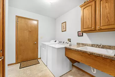 W765  Potters Cir, East Troy, WI 53120 - Photo 19