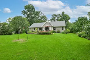 W765 Potters Cir, East Troy, WI 53120 - Photo 33