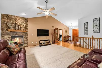 W765  Potters Cir, East Troy, WI 53120 - Photo 9