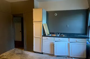 3203 W Vine St, Milwaukee, WI 53208 - Photo 5