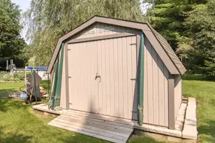 643 Cardiff Dr, Hartland, WI 53029 - Photo 57