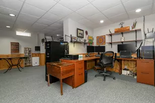 643 Cardiff Dr, Hartland, WI 53029 - Photo 37