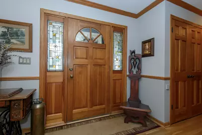 643  Cardiff Dr, Hartland, WI 53029 - Photo 7