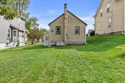 518 E Loos St, Hartford, WI 53027 - Photo 11
