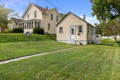 518 E Loos St, Hartford, WI 53027 - Photo 3
