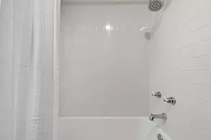 466 N Lower Gardens Rd, Fontana, WI 53125 - Photo 187