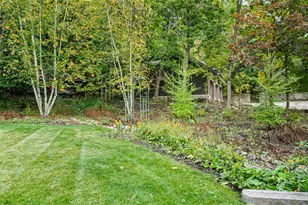 466 N Lower Gardens Rd, Fontana, WI 53125 - Photo 113