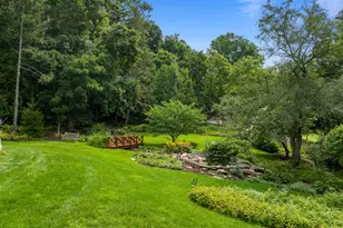 466 N Lower Gardens Rd, Fontana, WI 53125 - Photo 5