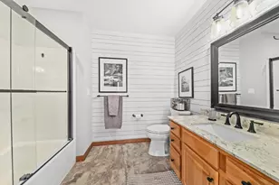 W264N2062 Deer Haven Ct, Pewaukee, WI 53072 - Photo 21