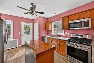 2650 N Fratney St, Milwaukee, WI 53212 - Photo 17