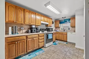 2032 30th Ave, Kenosha, WI 53144 - Photo 21