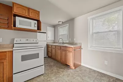 2032  30th Ave, Kenosha, WI 53144 - Photo 33