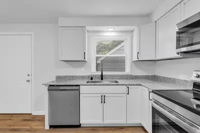 1716 W Grand Ave, Beloit, WI 53511 - Photo 17
