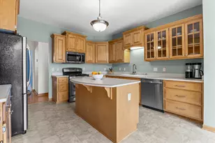 W154S7609 Rain Tree Ct, Muskego, WI 53150 - Photo 5