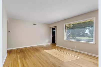 3449 N 77th St, Milwaukee, WI 53222 - Photo 5
