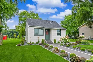 10126 S Judith Pl, Oak Creek, WI 53154 - Photo 1