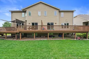 407 Century Oak Dr, Waukesha, WI 53188 - Photo 39