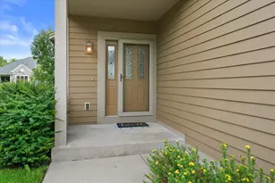 407 Century Oak Dr, Waukesha, WI 53188 - Photo 3