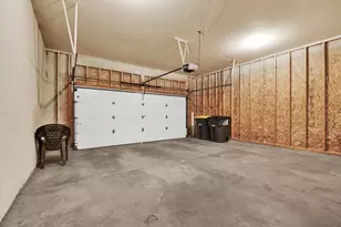 407 Century Oak Dr, Waukesha, WI 53188 - Photo 35
