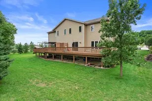 407 Century Oak Dr, Waukesha, WI 53188 - Photo 37