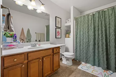407  Century Oak Dr, Waukesha, WI 53188 - Photo 29