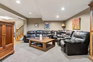 W199N11283 Rosewood Ct, Germantown, WI 53022 - Photo 19