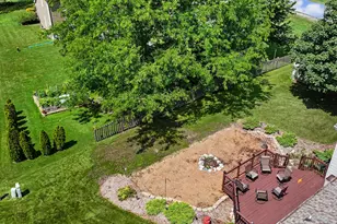28941 Golden Cir, Racine, WI 53185 - Photo 23