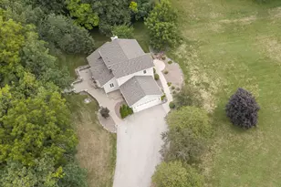S26W31396 Cregennan Bae, Genesee, WI 53183 - Photo 51
