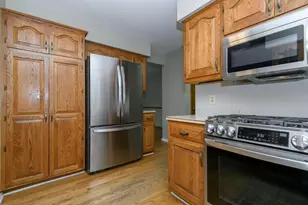 S26W31396 Cregennan Bae, Genesee, WI 53183 - Photo 27