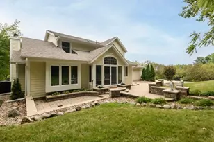 S26W31396 Cregennan Bae, Genesee, WI 53183 - Photo 3
