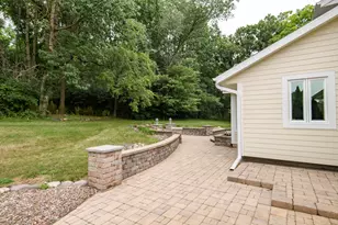 S26W31396 Cregennan Bae, Genesee, WI 53183 - Photo 27