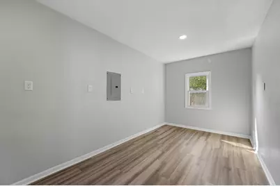 924 N Oakwood Ave, Oconomowoc, WI 53066 - Photo 27