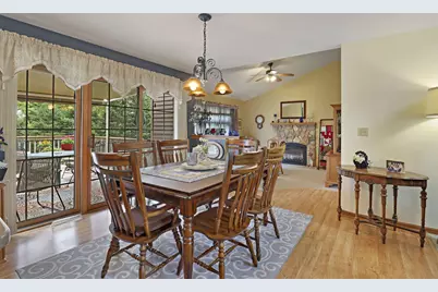1463  Creek Side Dr, Lyons, WI 53105 - Photo 9