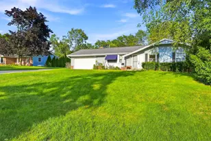 4560 Imperial Dr, Brookfield, WI 53045 - Photo 3