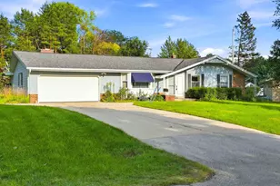 4560 Imperial Dr, Brookfield, WI 53045 - Photo 1