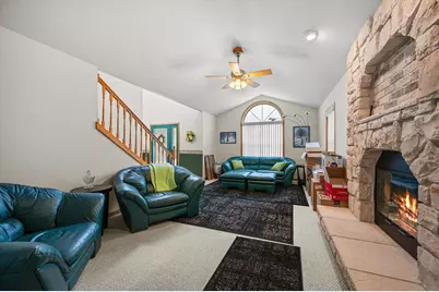W2224  Oak Ridge Ave, East Troy, WI 53120 - Photo 13