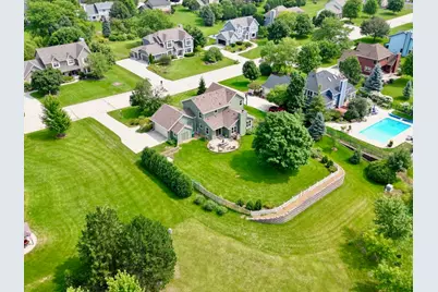 W148N10759  Crabtree Ln, Germantown, WI 53022 - Photo 3