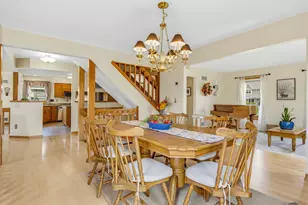 W148N10759 Crabtree Ln, Germantown, WI 53022 - Photo 17