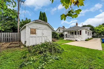 704  Belmont Ave, Racine, WI 53405 - Photo 37